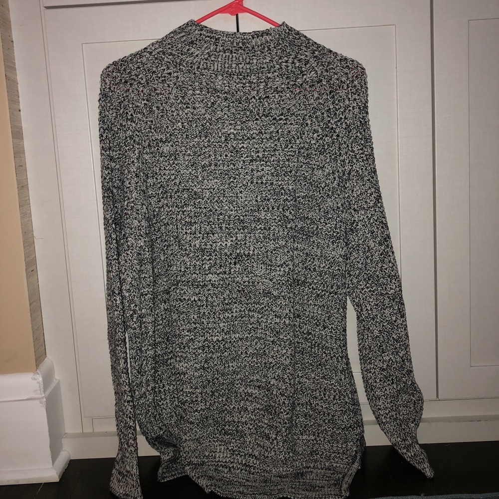 Turtle neck sweater